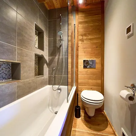 D'alpage Larose فالتورنيتش