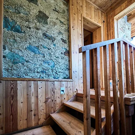 D'alpage Larose Domek alpejski Valtournenche